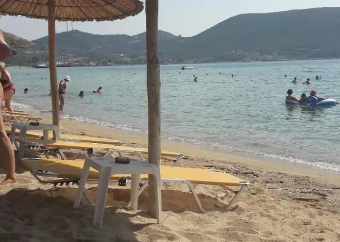 елена * Néa Péramos